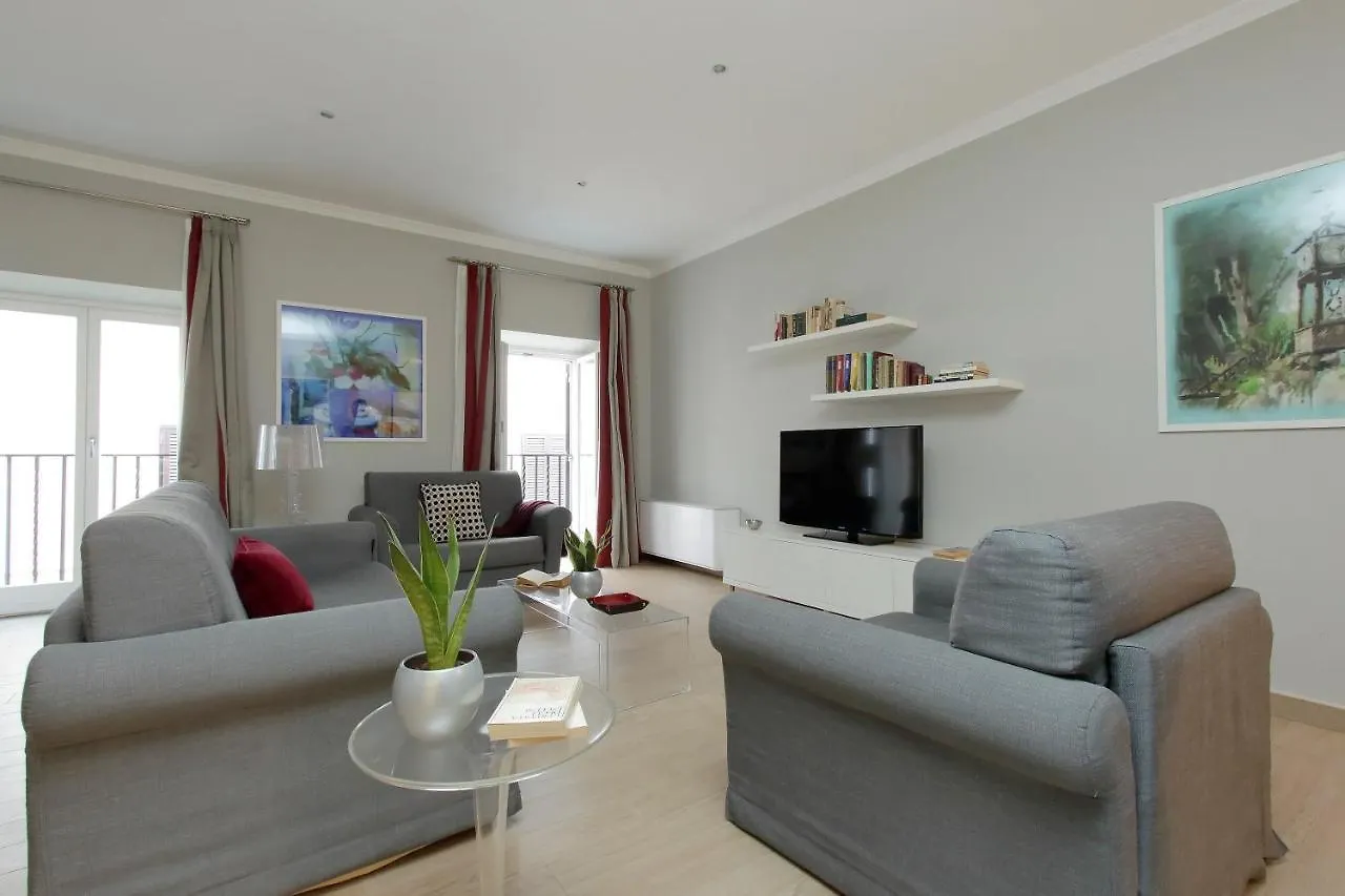 Apartment Piazzetta Margutta - My Extra Home Rome