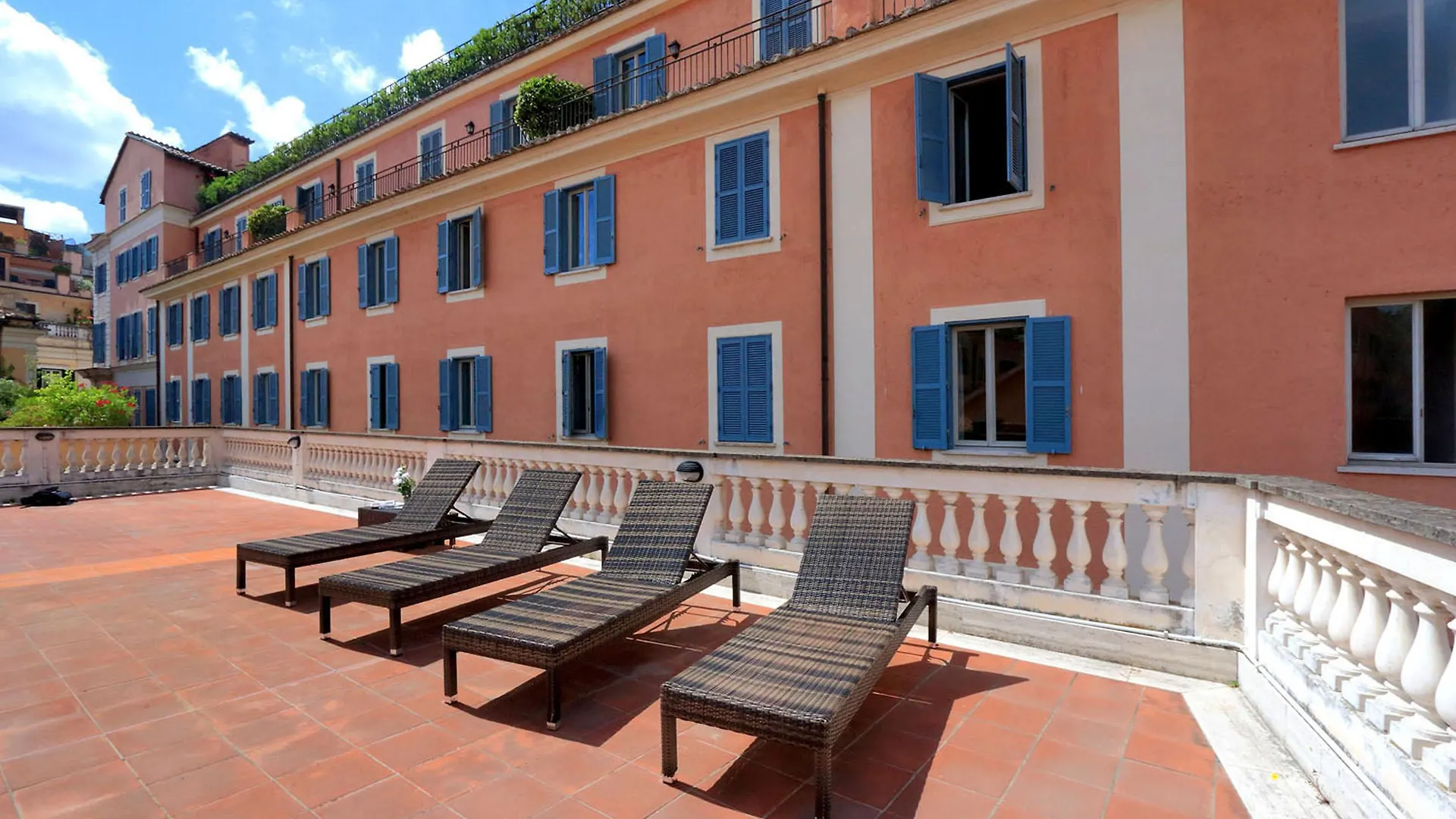 Apartment Piazzetta Margutta - My Extra Home Rome Italy