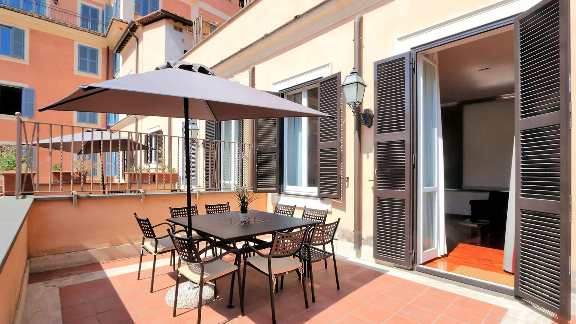 Piazzetta Margutta - My Extra Home Rome
