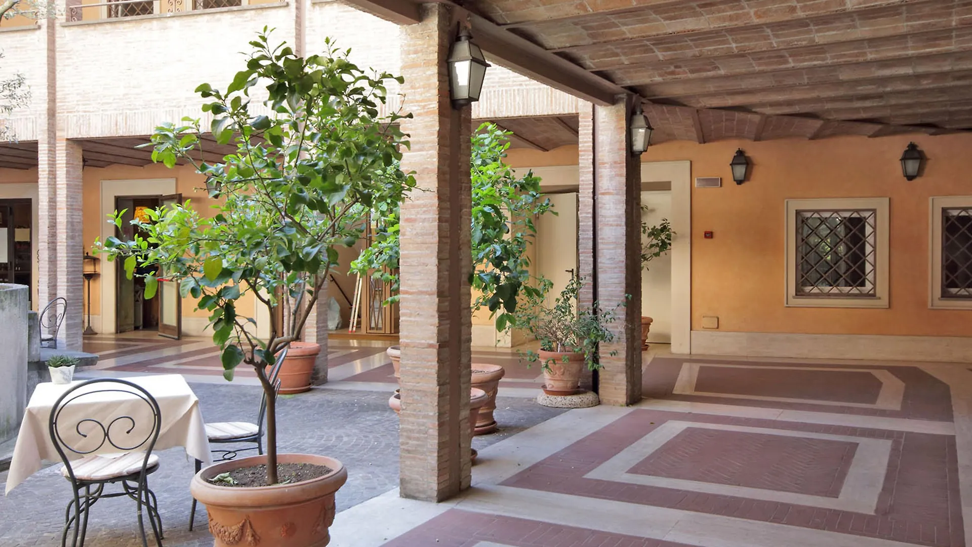 Piazzetta Margutta - My Extra Home Rome